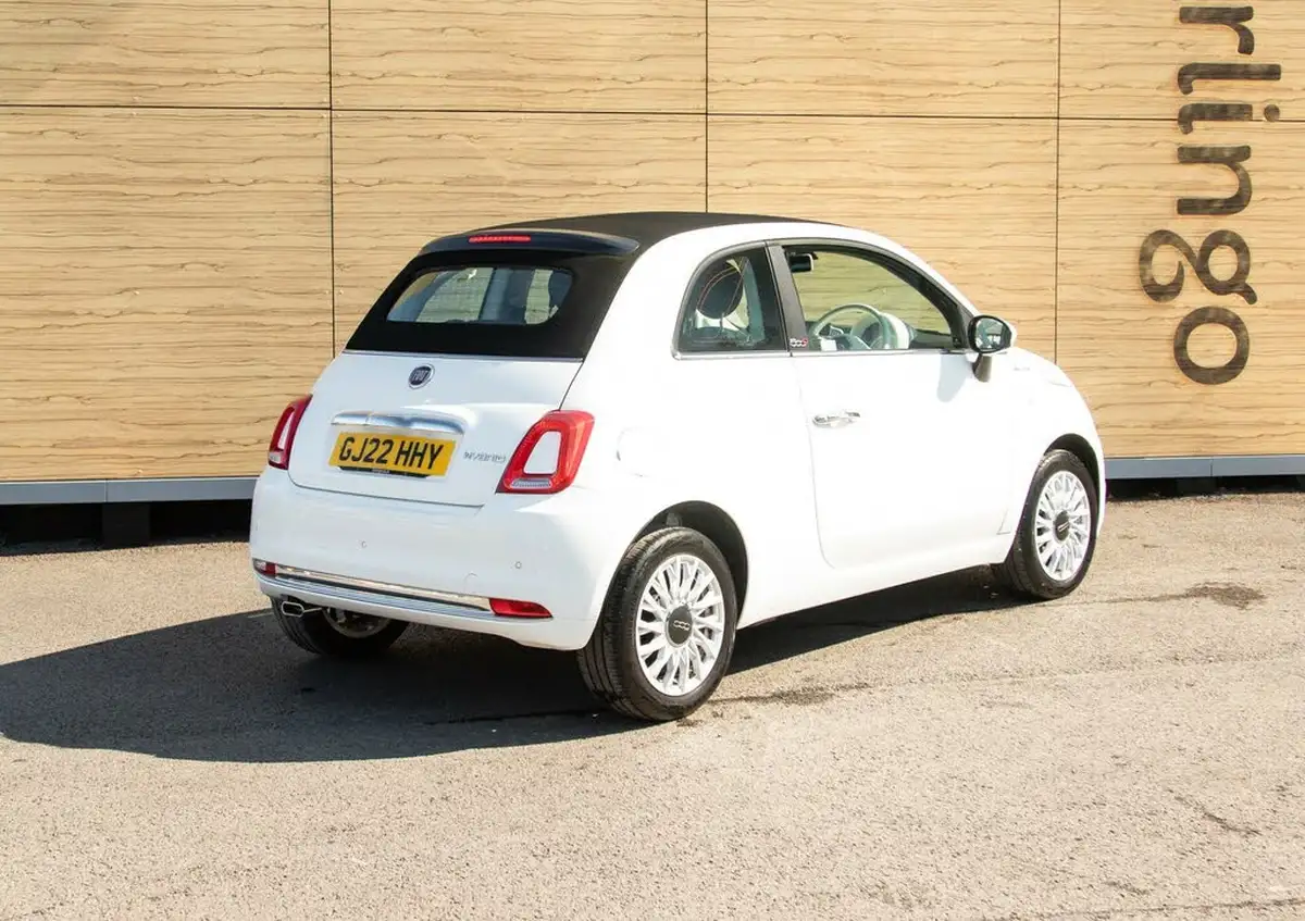 2022-fiat-500c-10-dolcevita-big-2