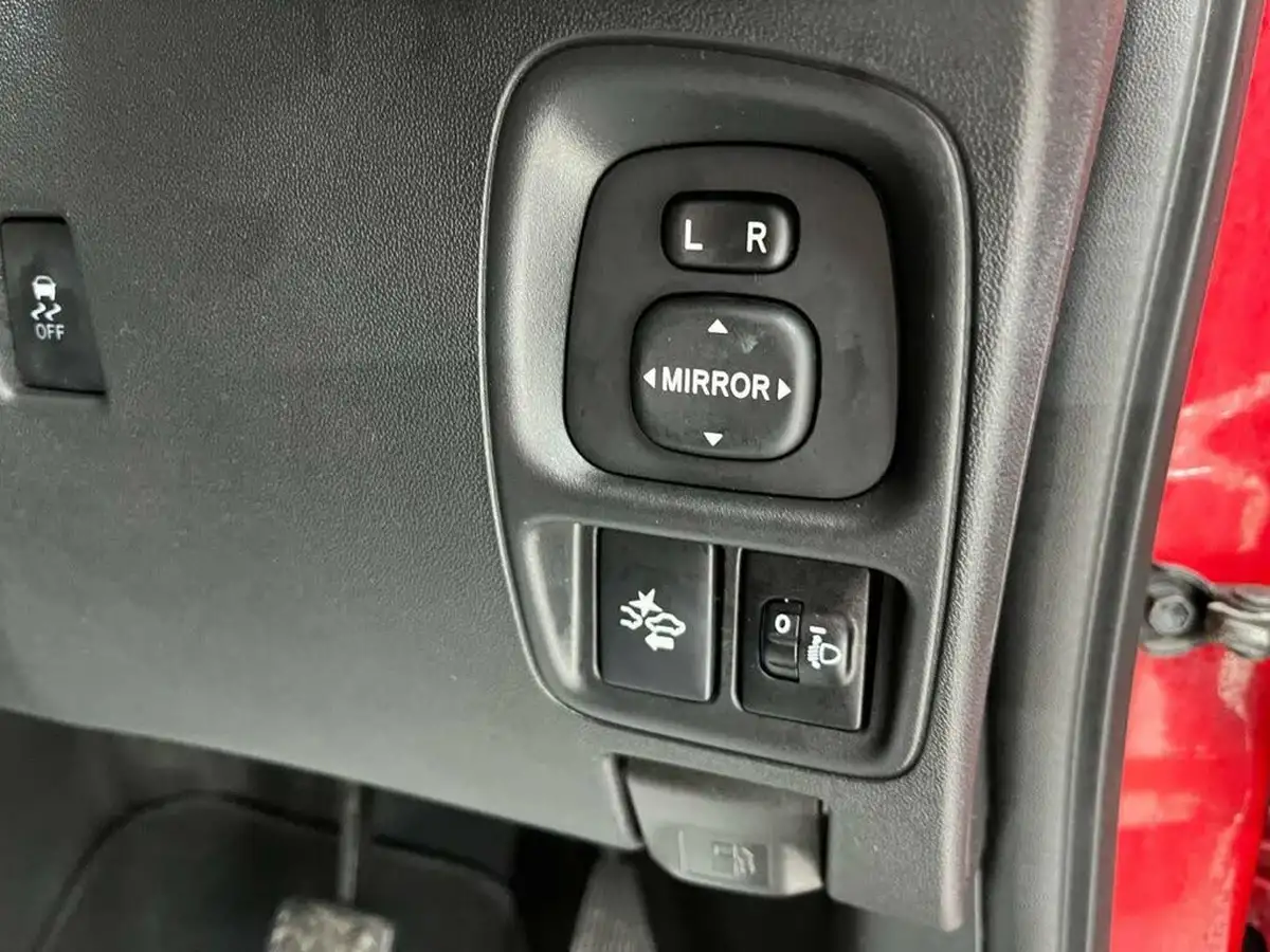2020-toyota-aygo-10-vvt-i-x-trend-tss-x-shift-big-23