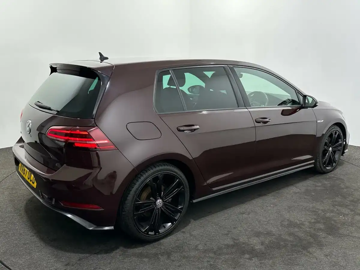 2017-volkswagen-golf-20tdi-gtd-ss-hatchback-5d-big-53