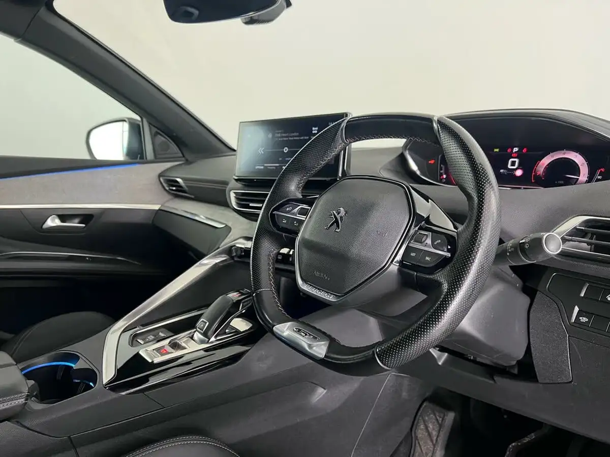 2021-peugeot-3008-suv-12-puretech-gt-eat8-big-10