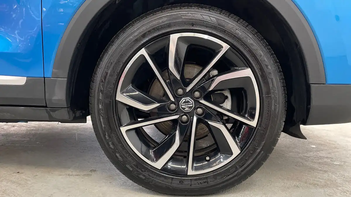2024-mg-zs-suv-15-vti-tech-exclusive-big-19