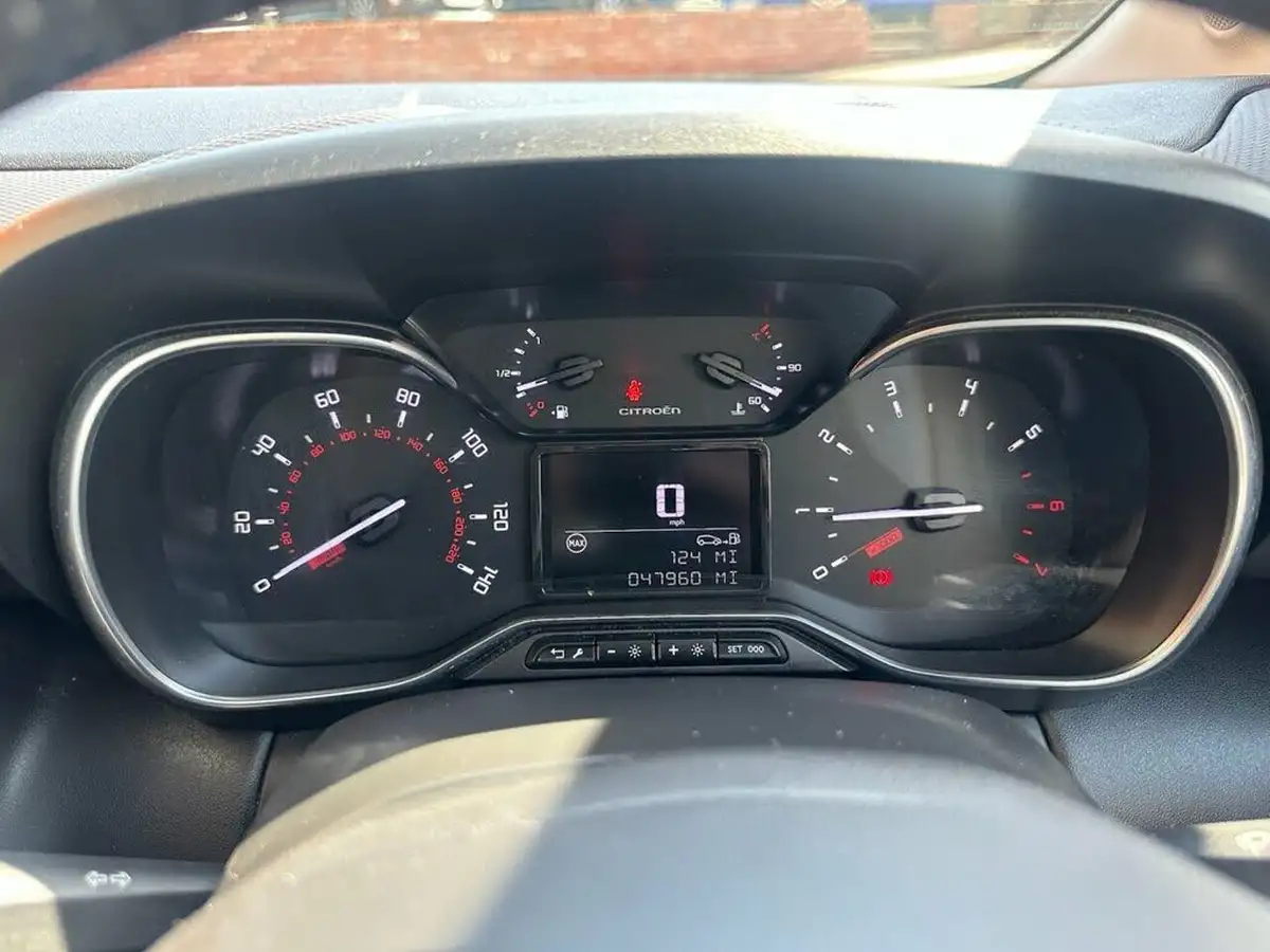 2018-citroen-c3-aircross-12-puretech-flair-110ps-ss-big-6