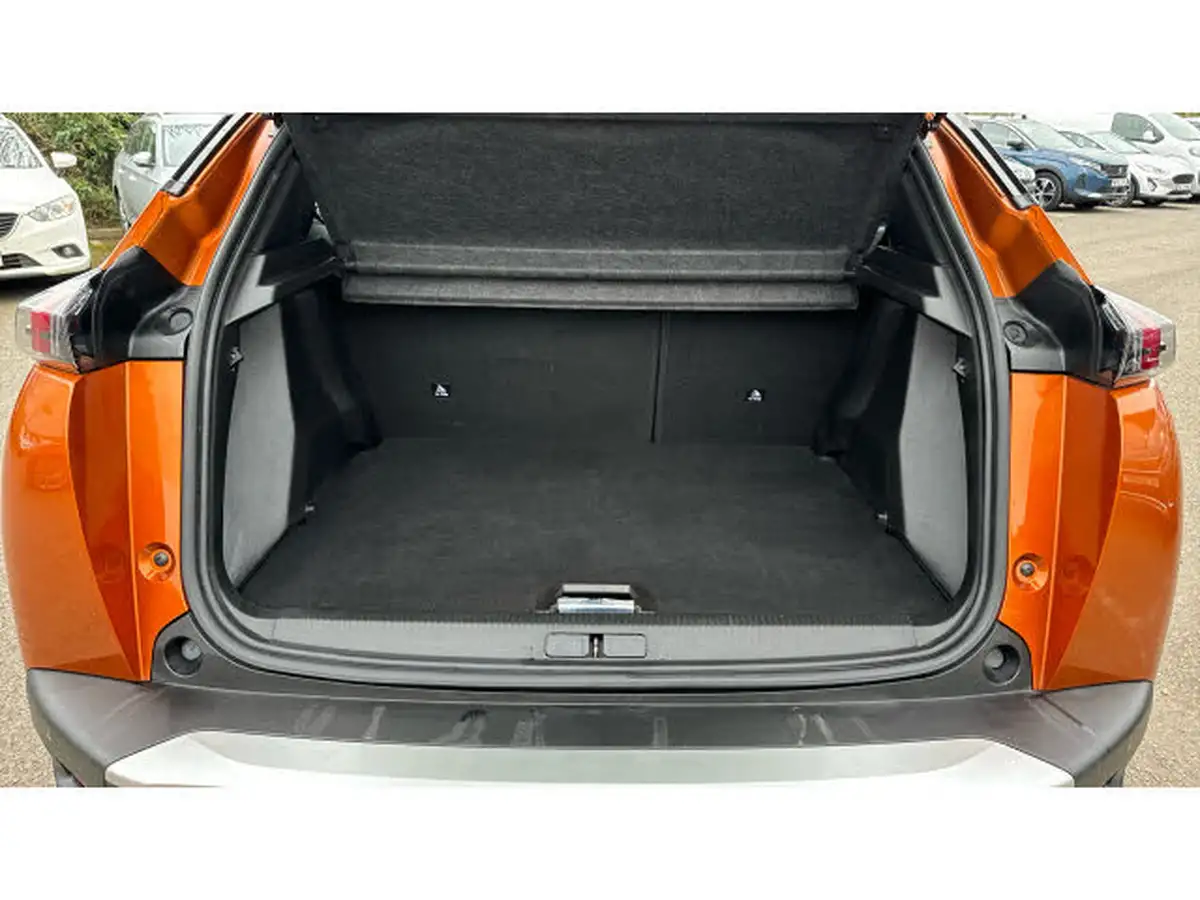 2022-peugeot-2008-suv-e-gt-premium-big-3