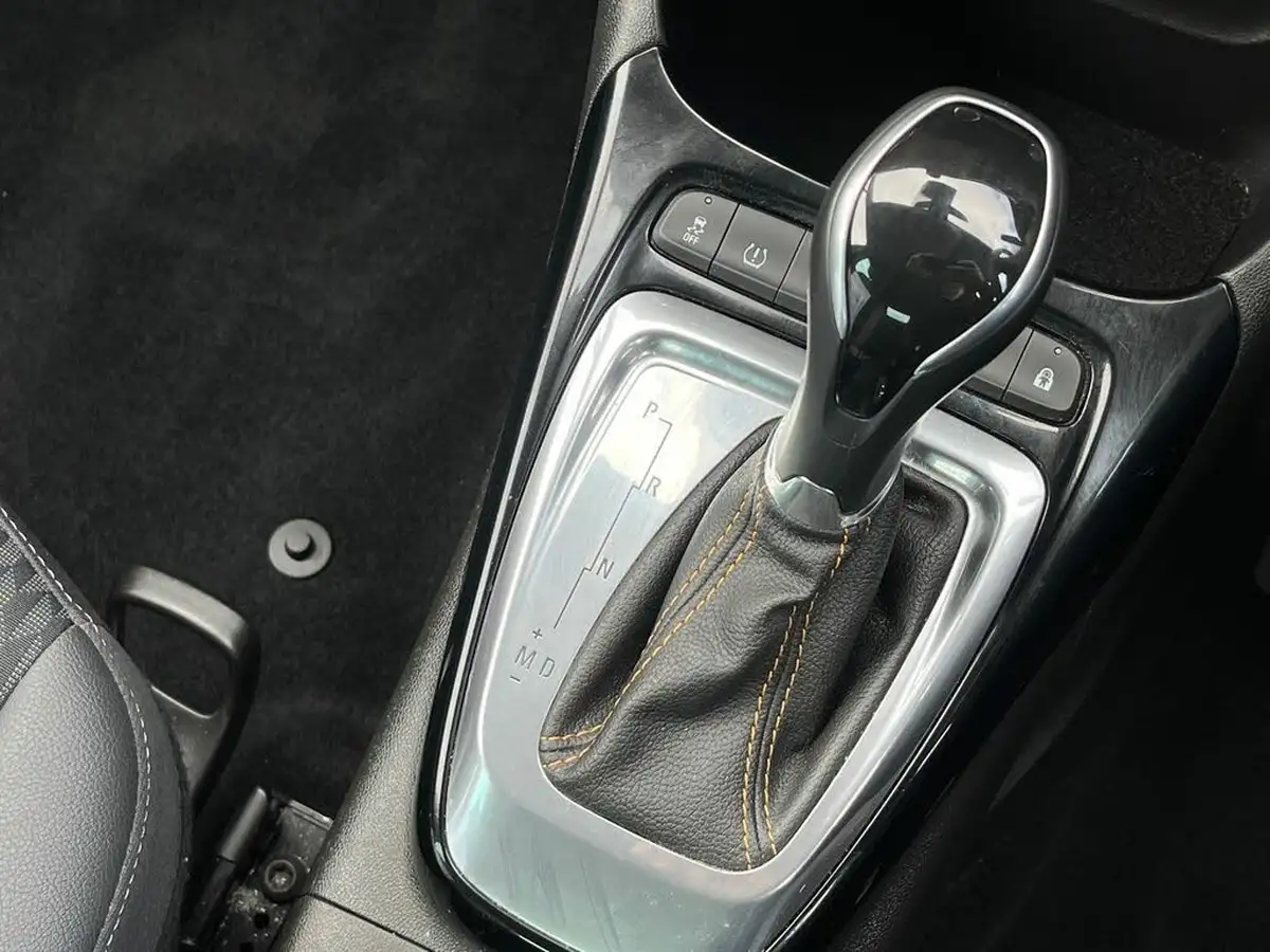 2020-vauxhall-crossland-x-12-elite-nav-130ps-turbo-auto-big-20