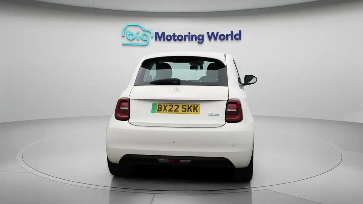 2022-fiat-500-e-icon-117bhp-big-6