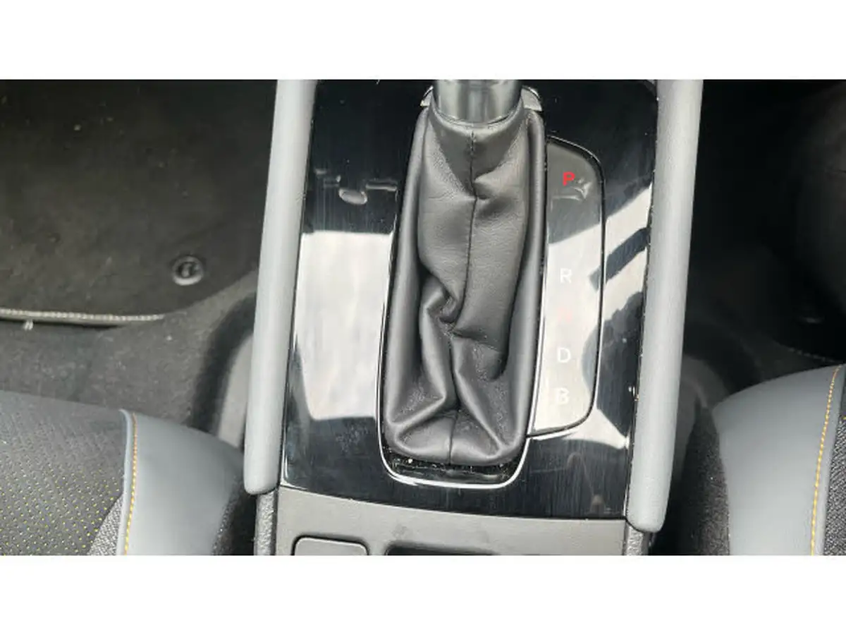 2025-honda-jazz-15-i-mmd-advance-sport-big-34