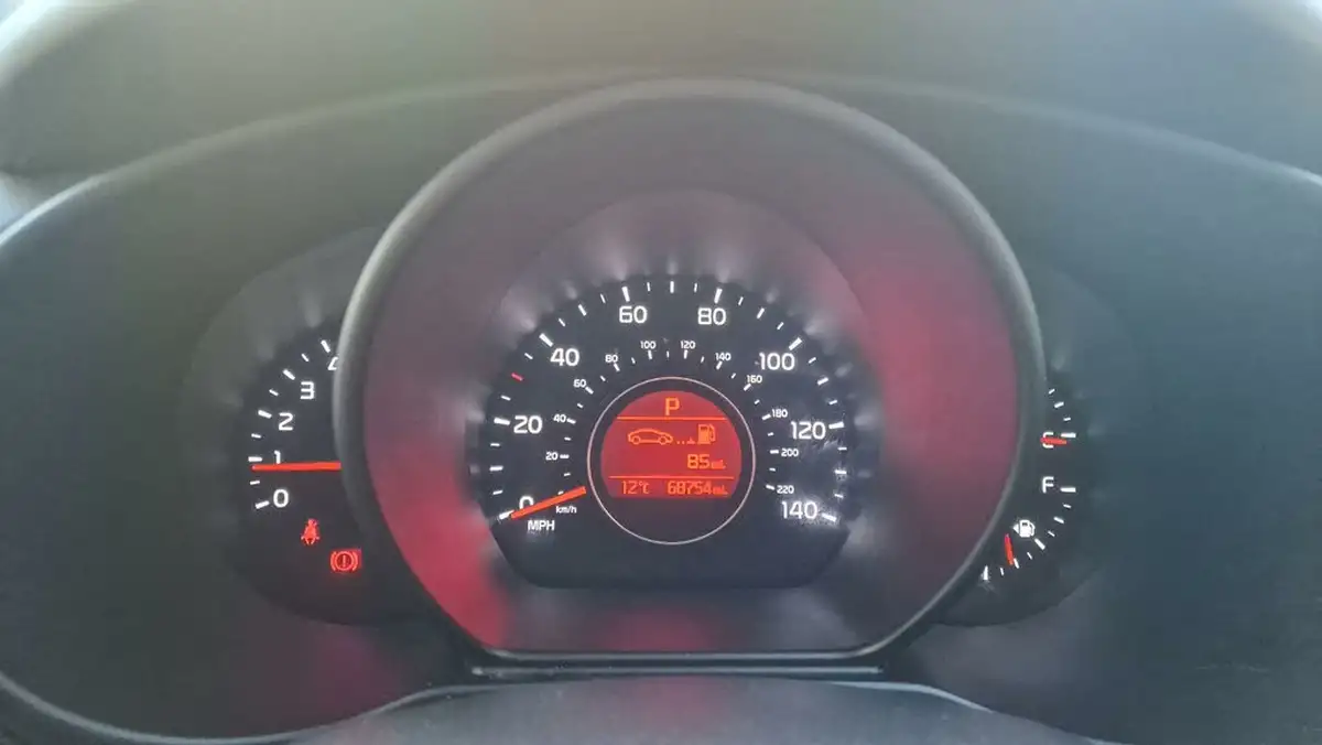 2016-kia-soul-16crdi-mixx-dct-big-26