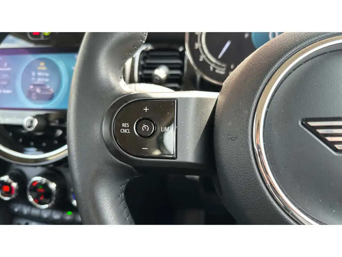 2022-mini-cooper-15-cooper-classic-premium-plus-hatchback-3d-auto-big-16