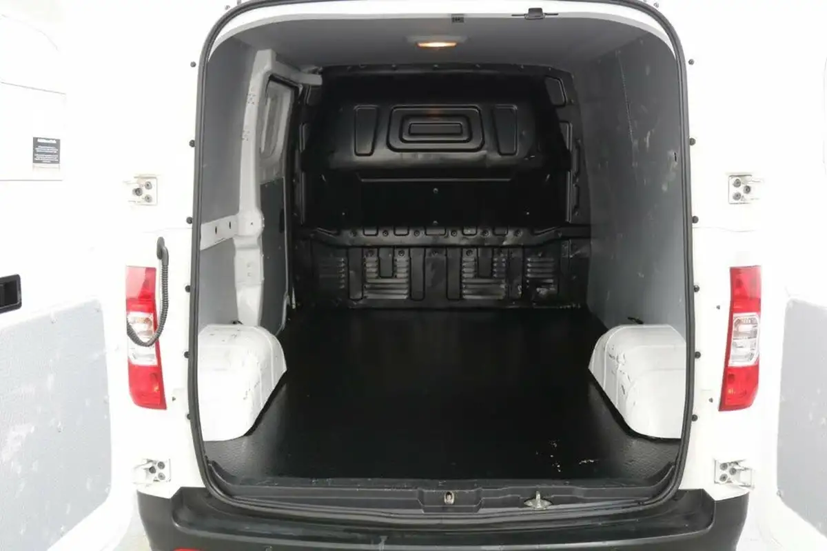 2021-maxus-e-deliver-3-e-l1h1-35kwh-big-2