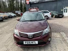 2015-toyota-avensis-20td-icon-business-edition-saloon-4d-small-36