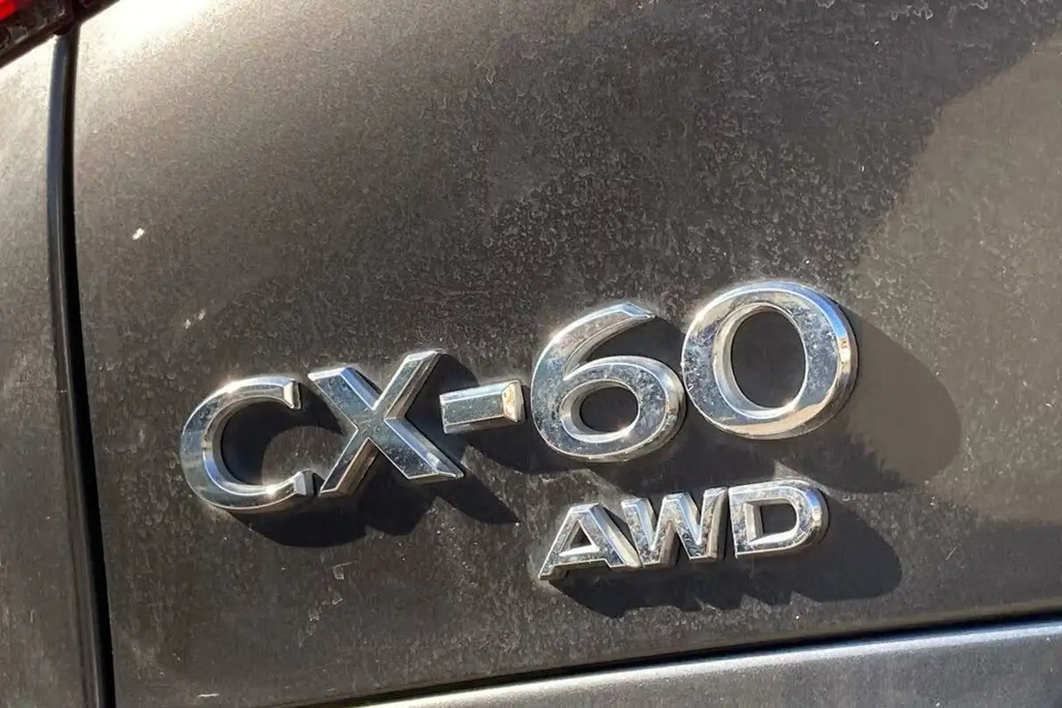 2023-mazda-cx-60-25-e-skyactiv-takumi-big-37
