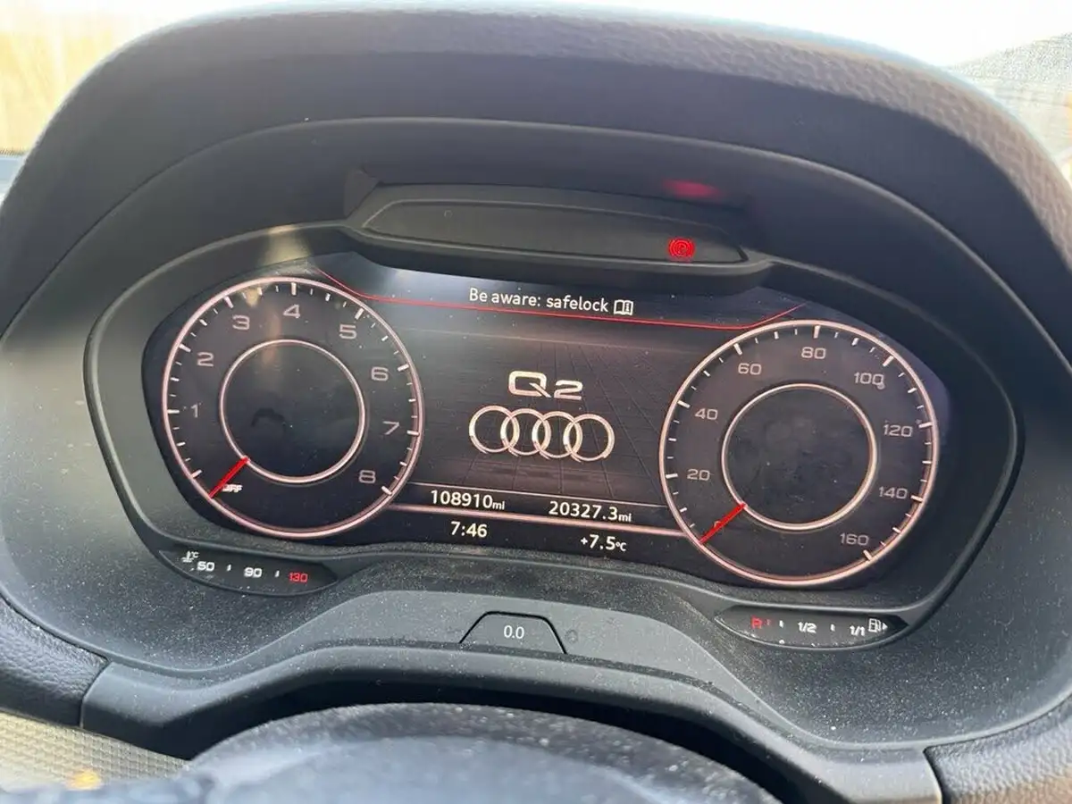2022-audi-q2-10-30-tfsi-sport-big-9
