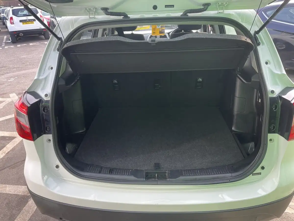 2015-suzuki-s-cross-16-sz3-big-16