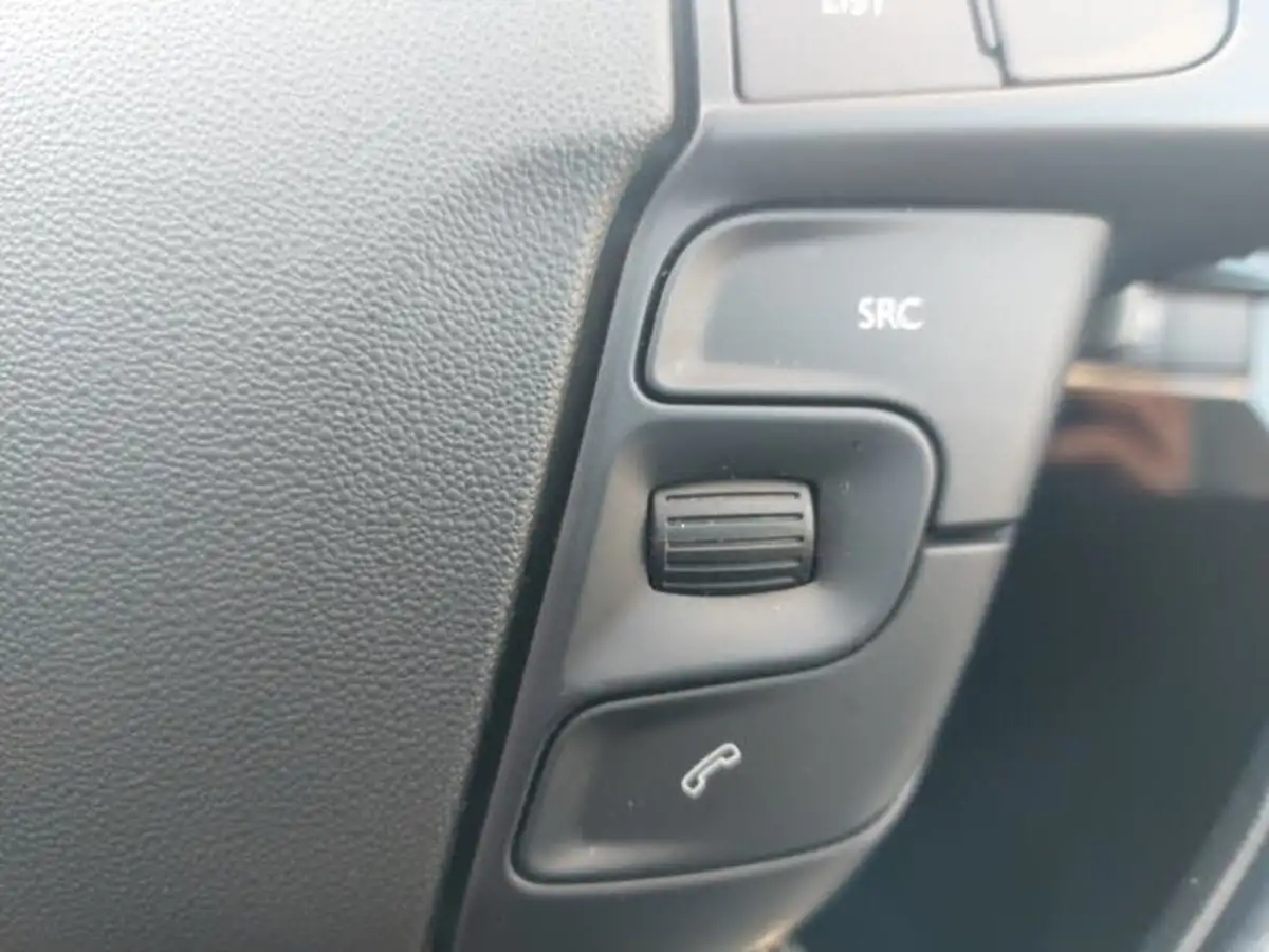 2022-citroen-grand-c4-spacetourer-12-puretech-shine-eat8-big-15