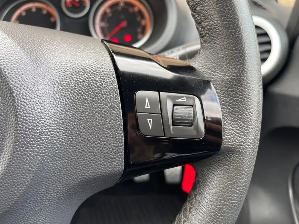 2014-vauxhall-corsa-12-3d-big-26