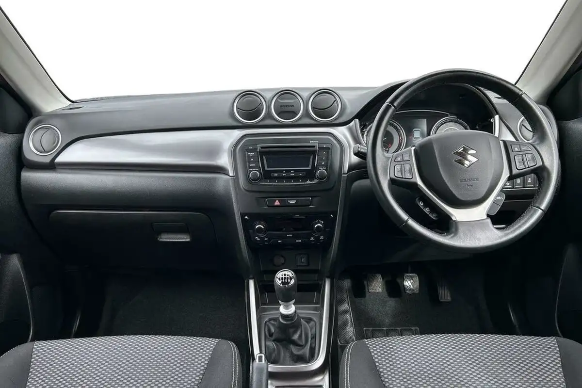 2021-suzuki-vitara-14-boosterjet-sz4-big-6