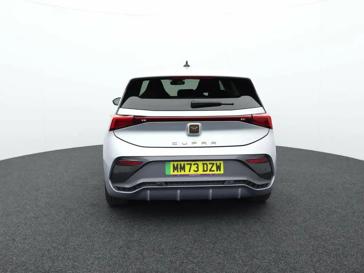 2023-cupra-born-e-v2-204ps-58kwh-big-2