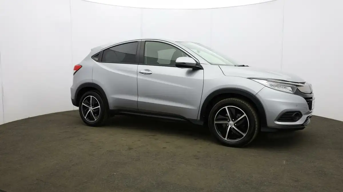 2020-honda-hr-v-15-i-vtec-se-big-40