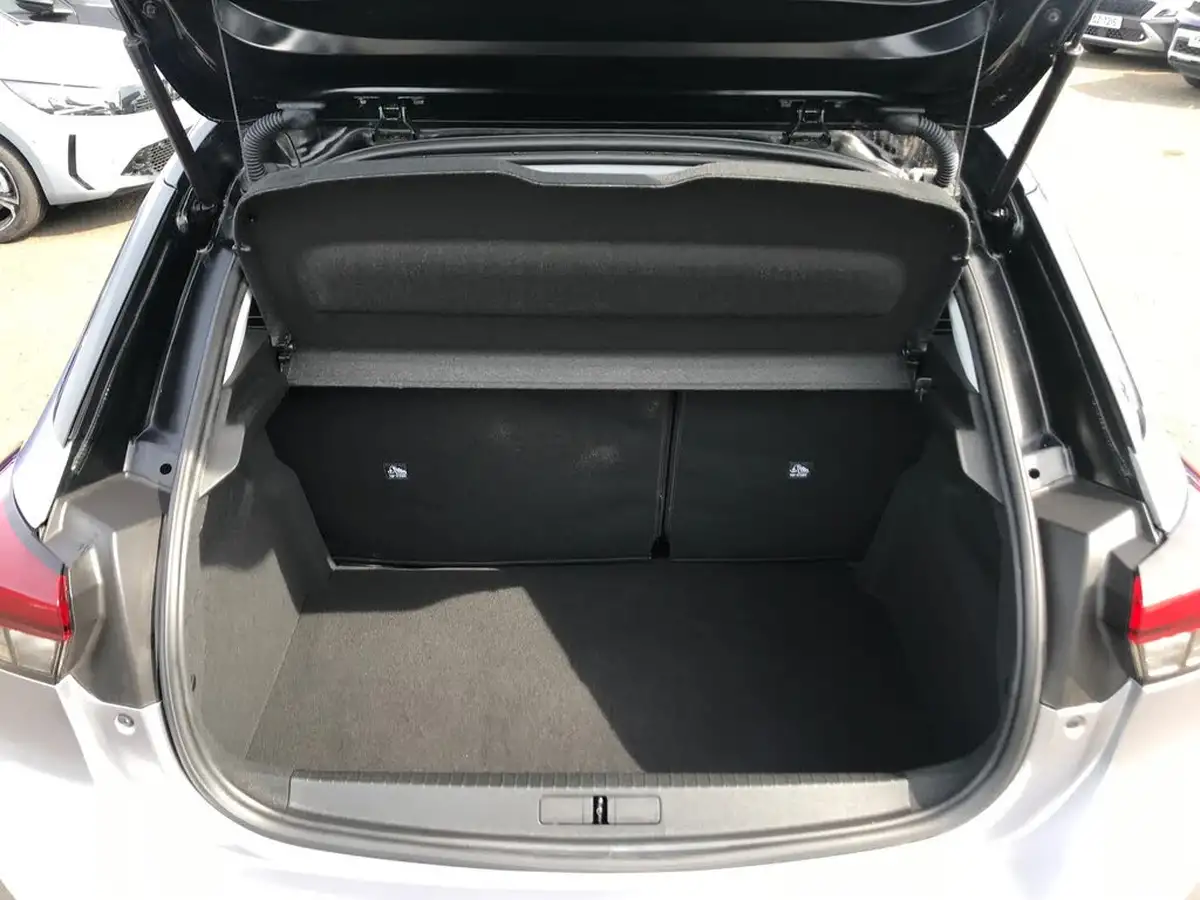 2021-vauxhall-corsa-12i-griffin-edition-big-7