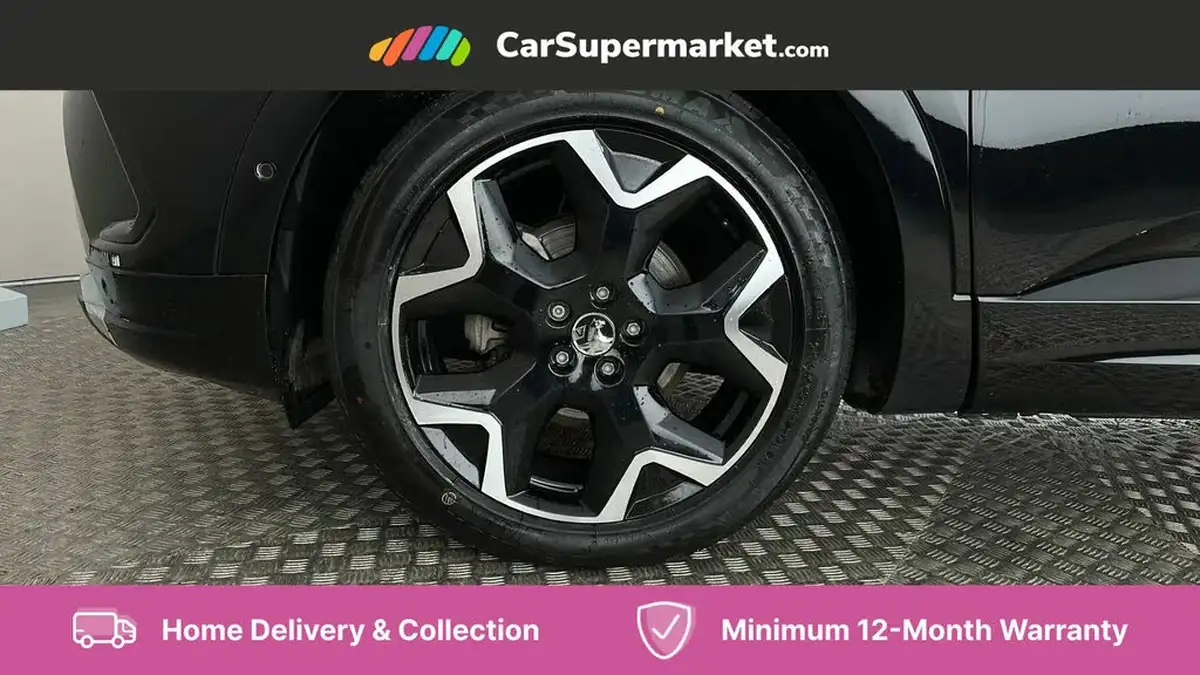 2024-vauxhall-grandland-12-ultimate-136ps-hybrid-e-dct6-auto-big-18