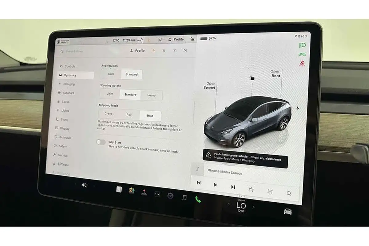 2023-tesla-model-y-e-rwd-big-38