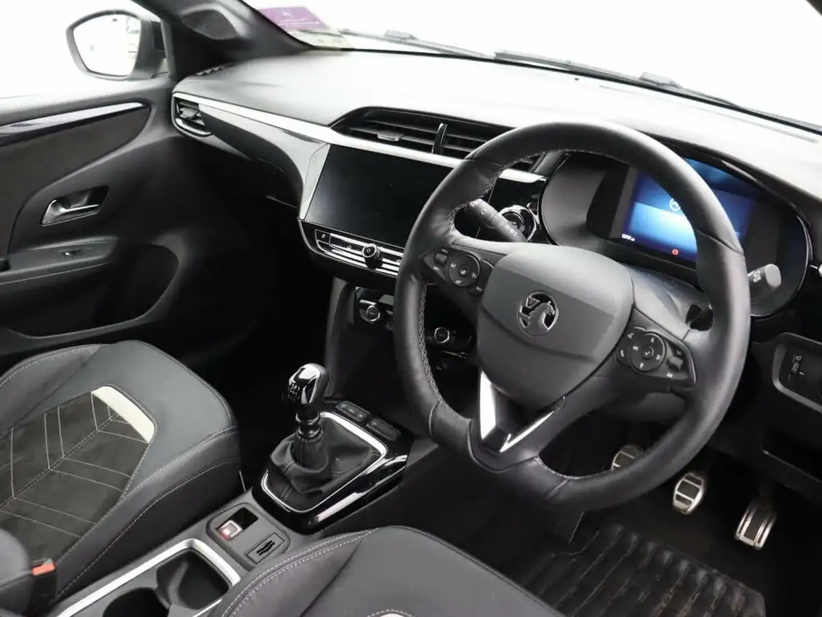 2023-vauxhall-corsa-12-turbo-ultimate-100ps-big-10