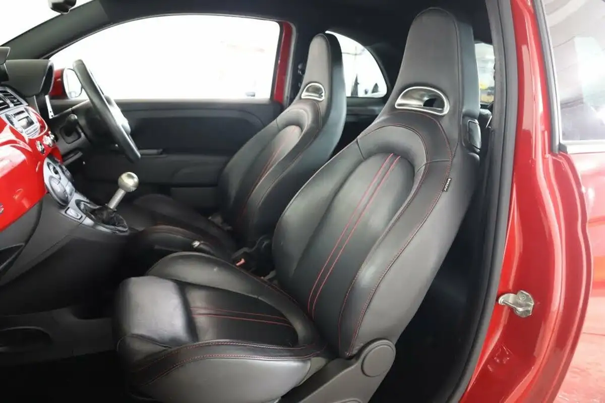 2016-abarth-500-14-tjet-595-turismo-160bhp-big-14