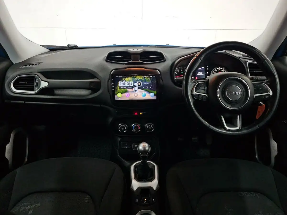 2015-jeep-renegade-14-longitude-big-1
