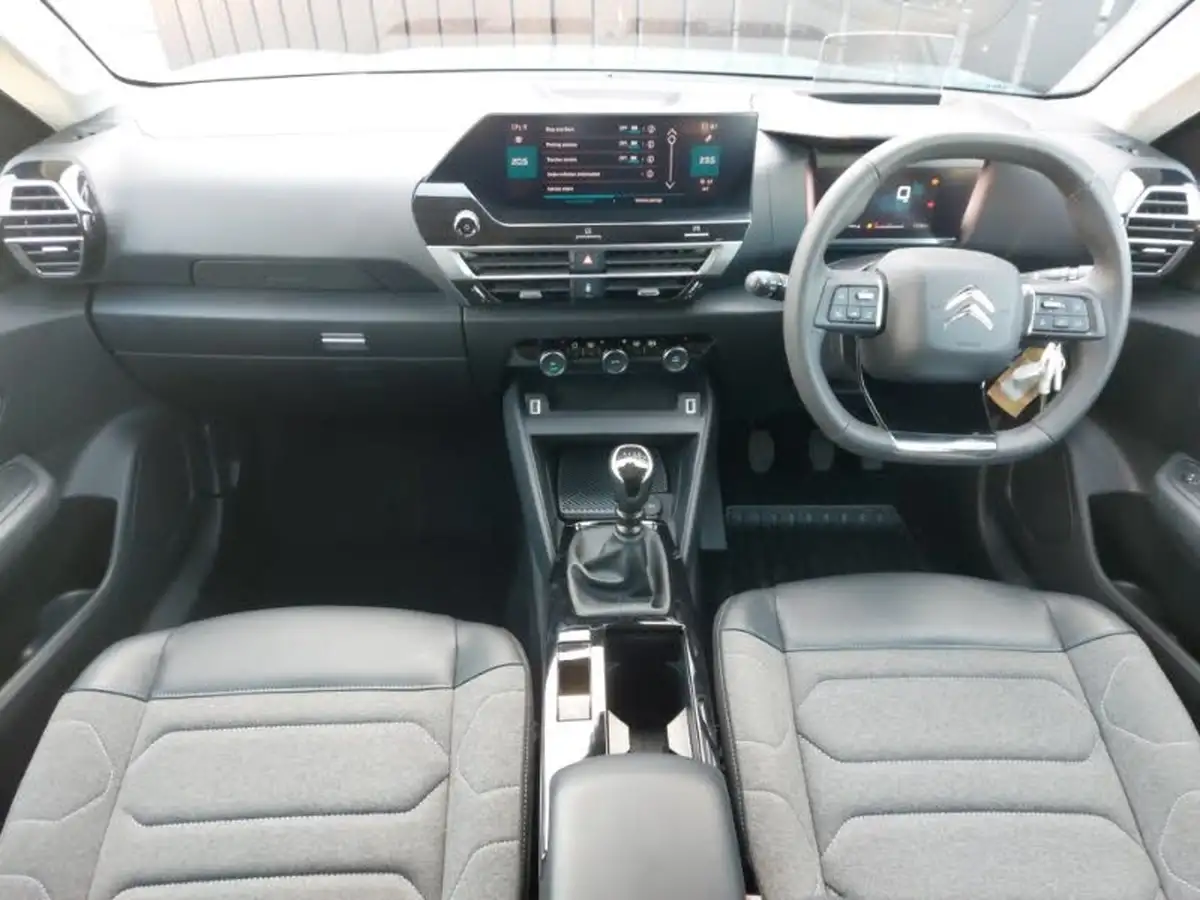 2022-citroen-c4-12-puretech-sense-plus-big-2