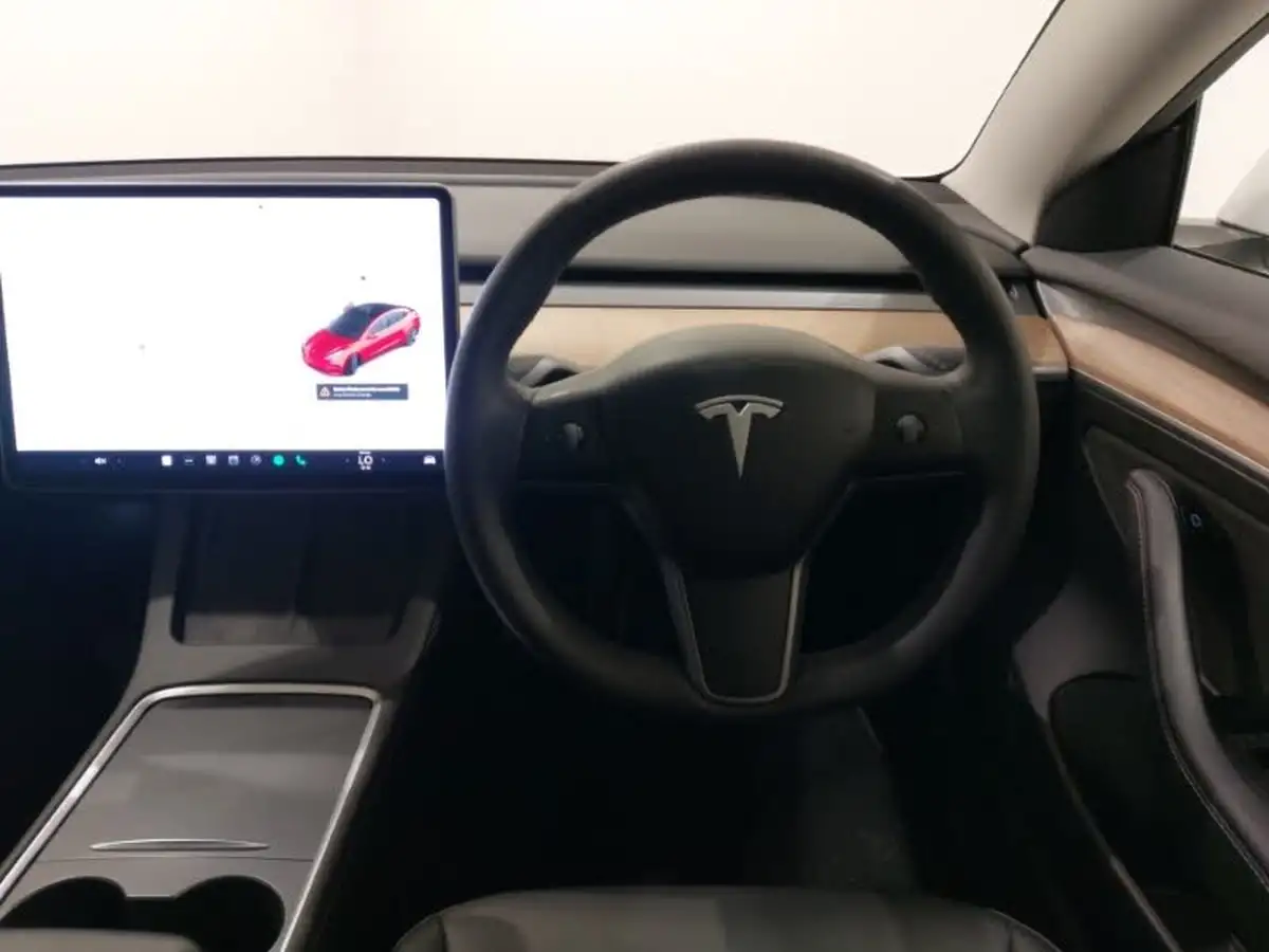 2021-tesla-model-3-e-long-range-awd-big-6