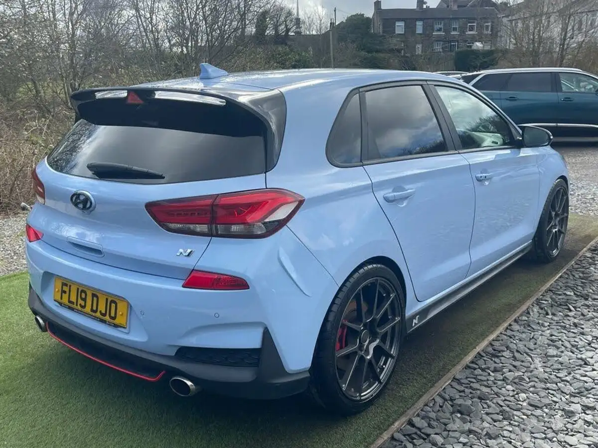 2019-hyundai-i30-n-20-t-gdi-n-performance-hatchback-big-11
