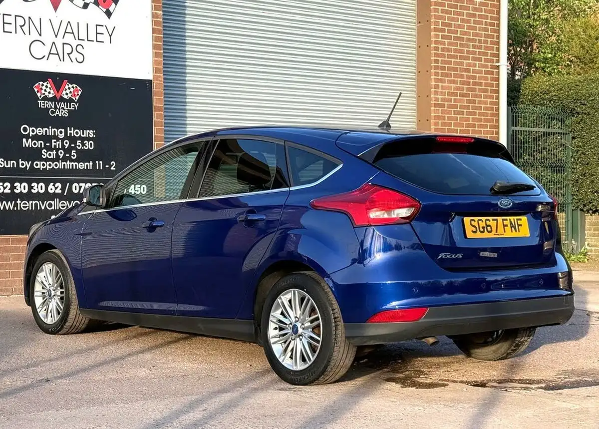 2017-ford-focus-15tdci-zetec-95ps-hatchback-big-60