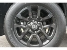 2025-isuzu-d-max-19td-v-cross-small-5