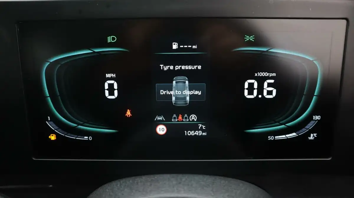 2023-kia-sportage-16-t-gdi-2-148bhp-big-10