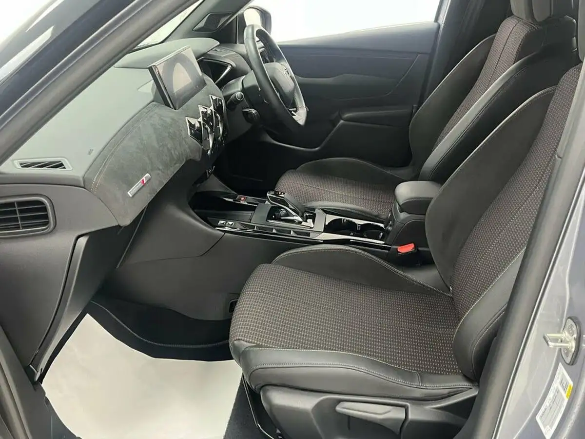 2021-ds-ds-3-crossback-e-tense-performance-line-big-18