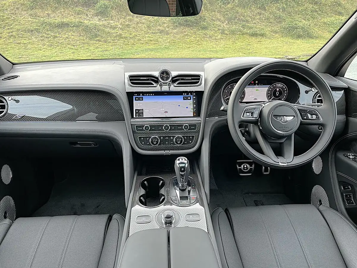 2024-bentley-bentayga-40-v8-s-big-34