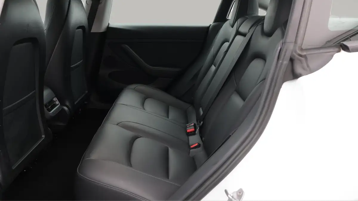 2021-tesla-model-3-e-long-range-4x4-big-16