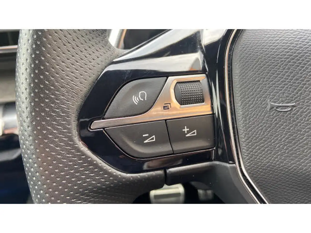 2022-peugeot-3008-suv-12-puretech-gt-premium-big-23