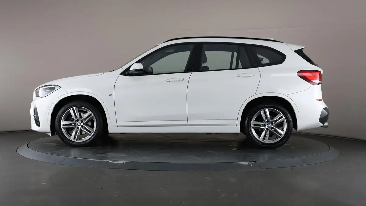 2020-bmw-x1-15-sdrive18i-m-sport-dct-big-31