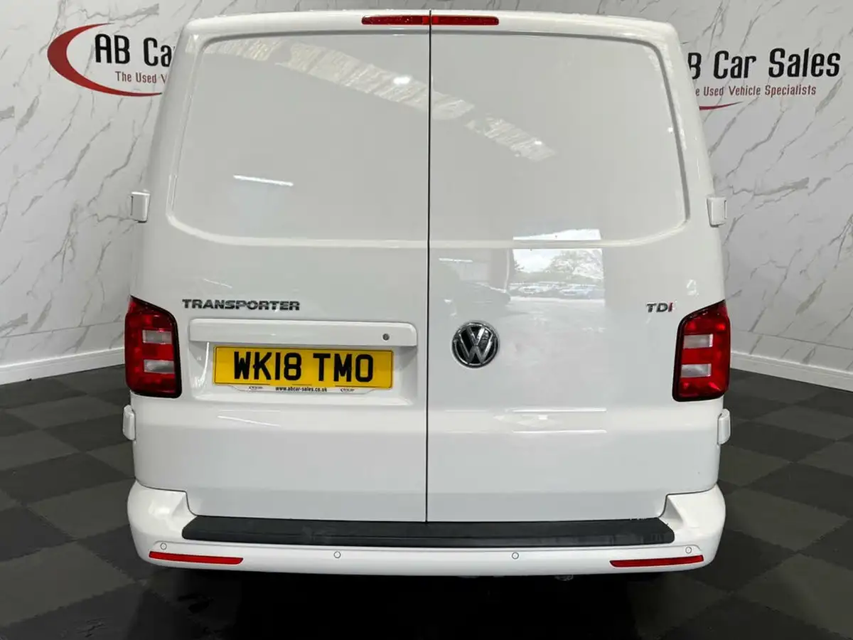 2018-volkswagen-transporter-20tdi-t28-highline-bmt-swb-150pseu6-big-2