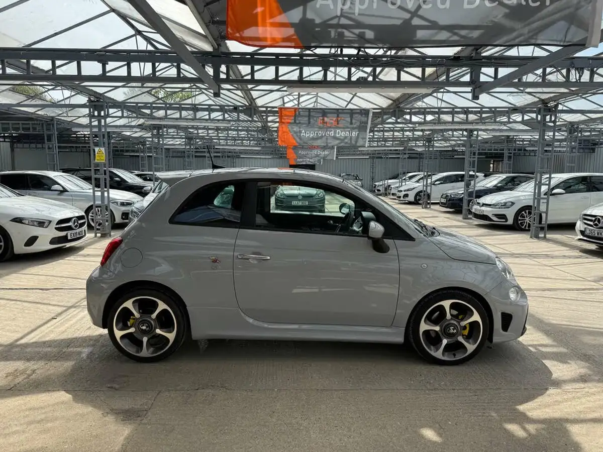 2018-abarth-595-14-tjet-big-4