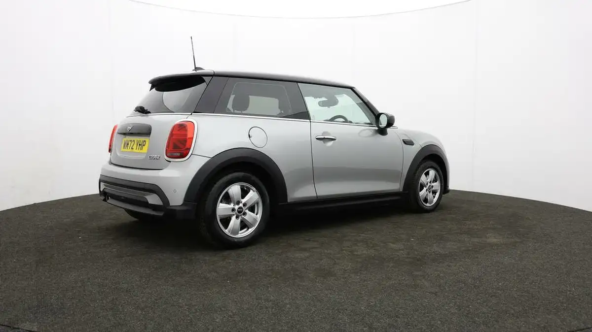 2023-mini-cooper-15-cooper-classic-premium-auto-hatchback-3d-auto-big-25