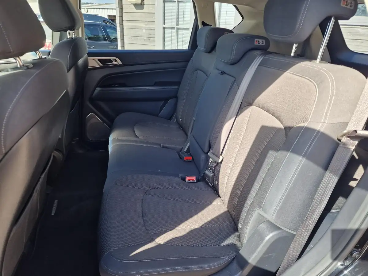 2019-kgm-ssangyong-rexton-22td-ex-t-tronic-big-13