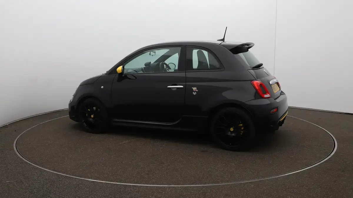 2017-abarth-595-14-tjet-trofeo-big-39