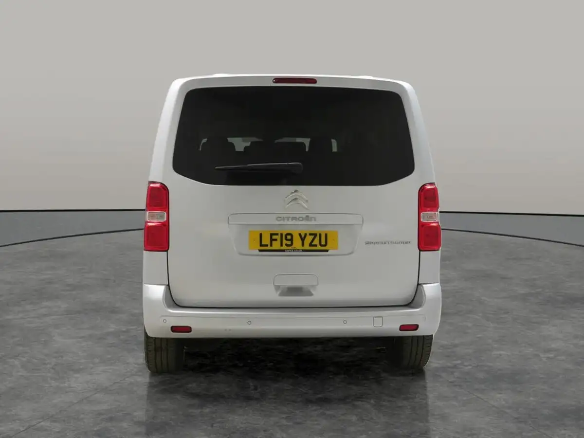 2019-citroen-spacetourer-15bluehdi-business-m-big-9