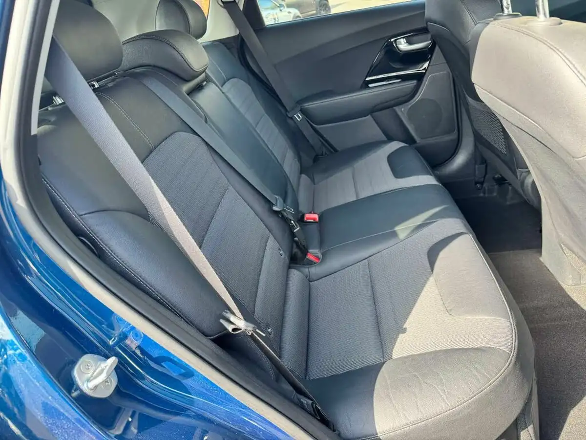 2019-kia-niro-16-gdi-2-big-18