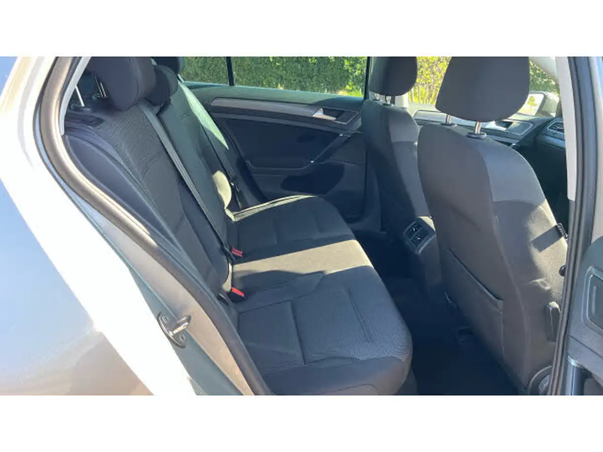 2019-volkswagen-golf-16tdi-match-hatchback-5d-big-15