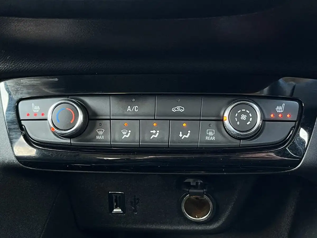 2021-vauxhall-corsa-12-turbo-elite-big-19