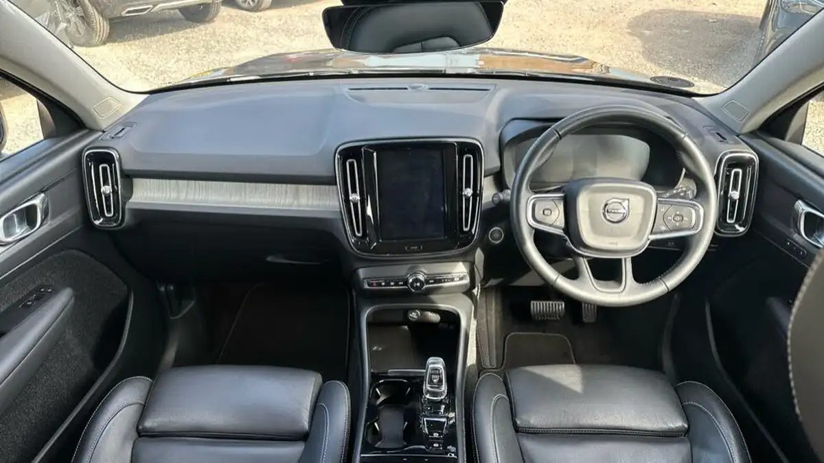2019-volvo-xc40-20td-d3-inscription-pro-awd-geartronic-big-19