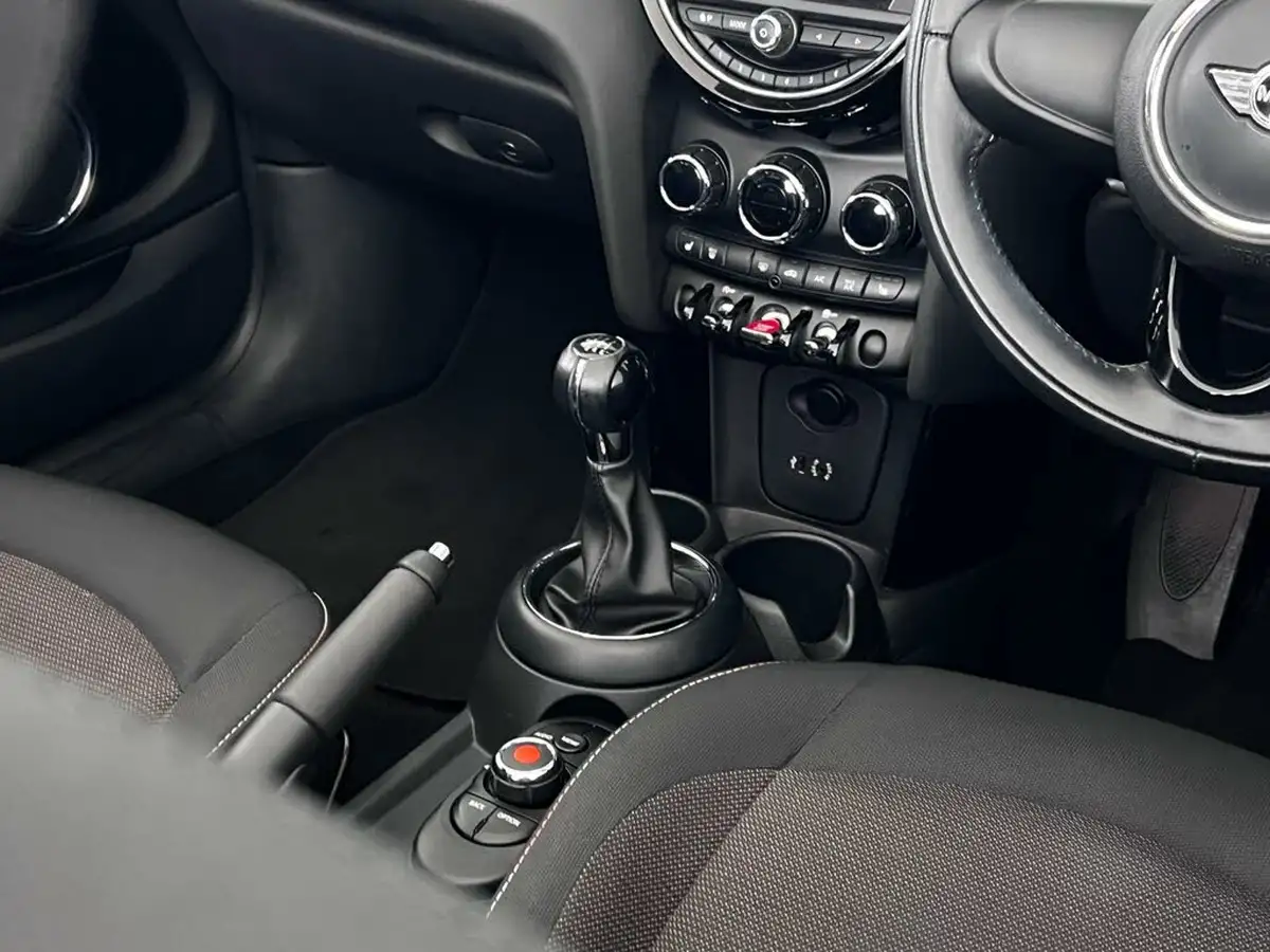 2018-mini-cooper-15-cooper-series-ii-ss-convertible-2d-big-35
